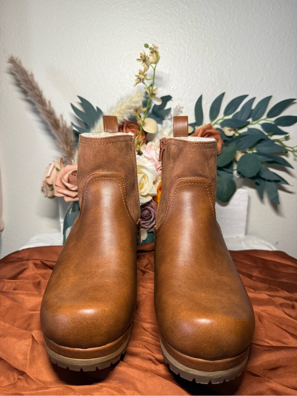 Universal Thread Women's Chestnut Tan Ankle Booties with Side Zip